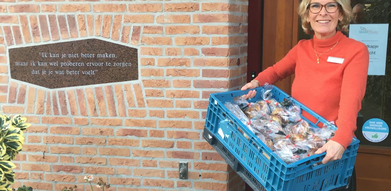 Kerstbroden voor Camino en Hospice IJsselthuis